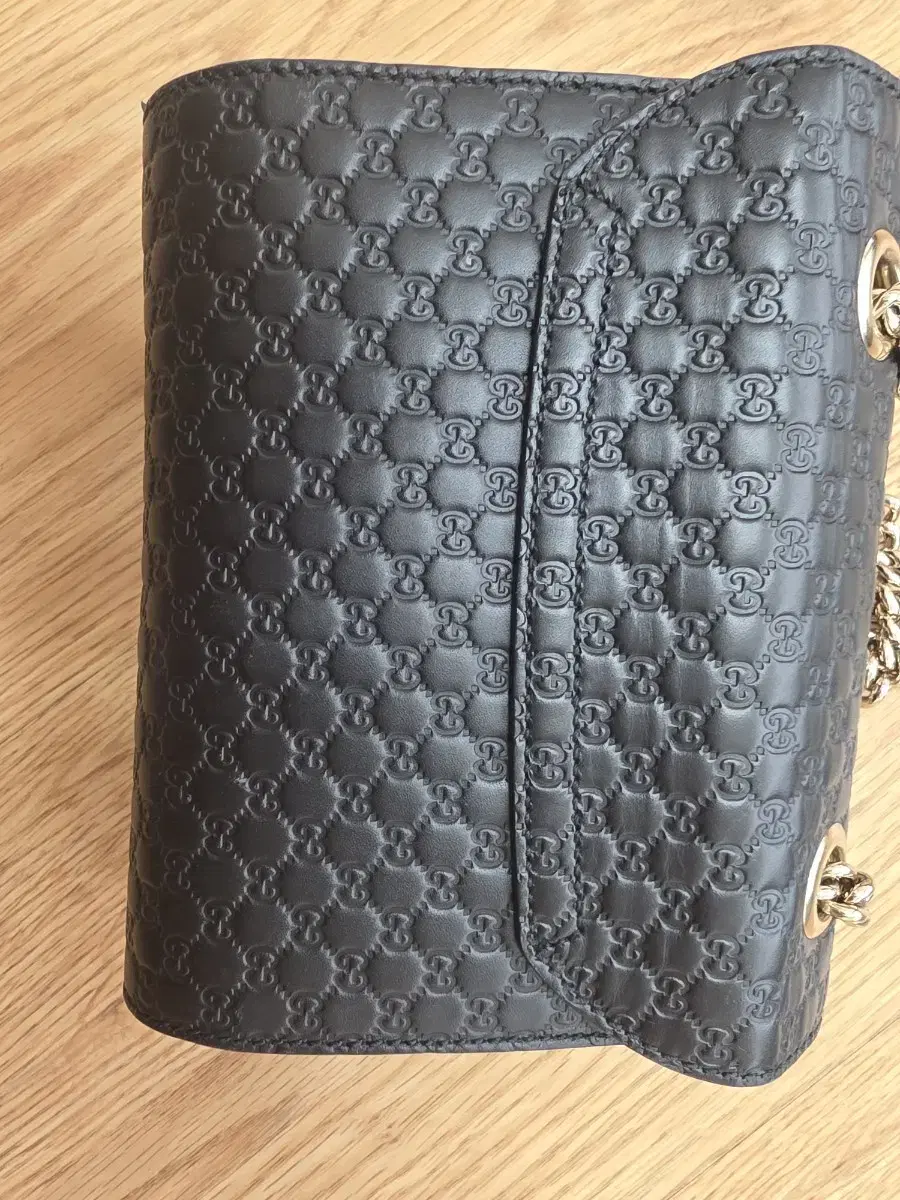 Mcclani 607 Arrodi Shoulder and Cross Bag Black Zigzag ABLy